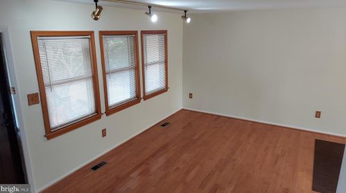 6251 Parallel Ln, Columbia MD  21045-4316 exterior