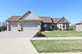 302 Silver Creek Dr, Beverly Manor, IL 61571-9452
