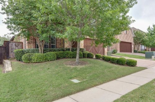 4008 Hill Dr, Irving TX  75038-6211 exterior