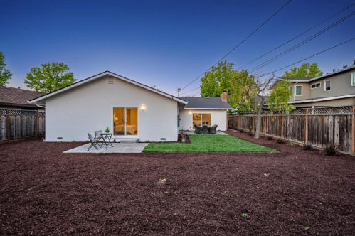1335 Dunnock Way, Sunnyvale CA  94087-3441 exterior