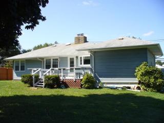 1090 1st Ave, Raritan, NJ 08869-1315