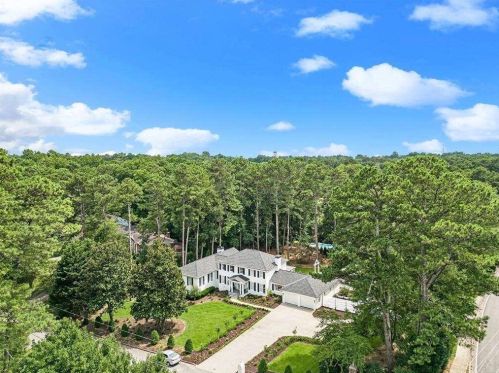 3225 Jett Ferry Ct, Atlanta GA  30350-5415 exterior