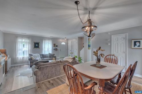 1474 Minor Ridge Ct, Charlottesville VA  22901-1630 exterior