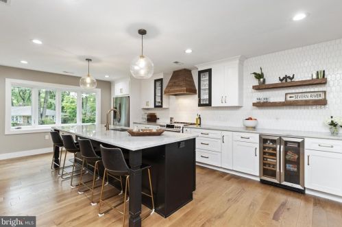 414 Ben Oaks Dr, Severna Park MD 21146-2207 exterior