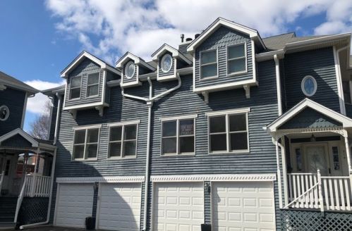 218 Elm St, Itasca, IL 60143-1716