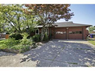2930 3rd St, Damascus, OR 97030