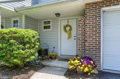 315 Fawn Ridge Rd, Harrisburg, PA 17110-4798