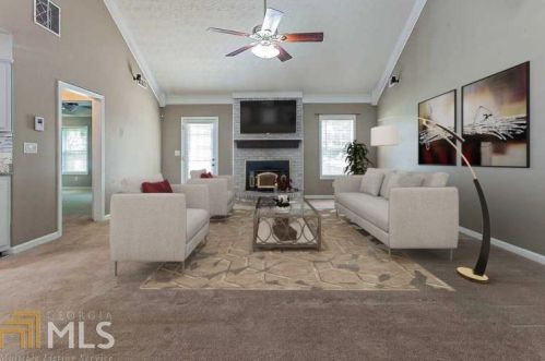 35 Wildcat Creek Dr, Porterdale, GA 30016-7185