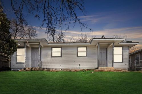 2714 18th St, Fort Worth, TX 76106-5090