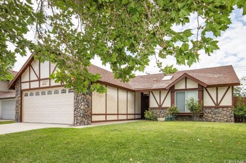 2627 Avoca St, Lancaster, CA 93535-1725