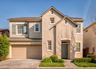 727 Tivoli Ln, Clovis, CA 93619-3769