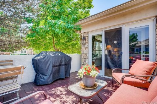 13857 Chenango Dr, Aurora CO 80015-3904 exterior