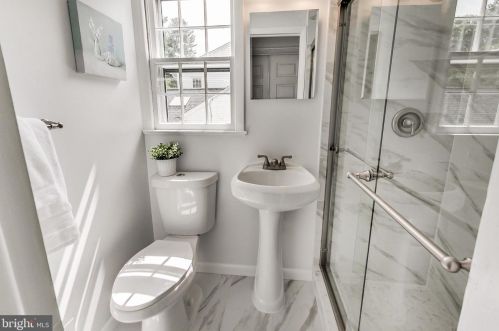 2115 Seminary Rd, Silver Spring MD 20910-1354 exterior