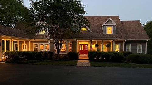 1126 Shoreline Dr, Jefferson GA  30549-2142 exterior