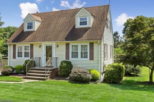 132 Troy Hills Rd, Whippany, NJ