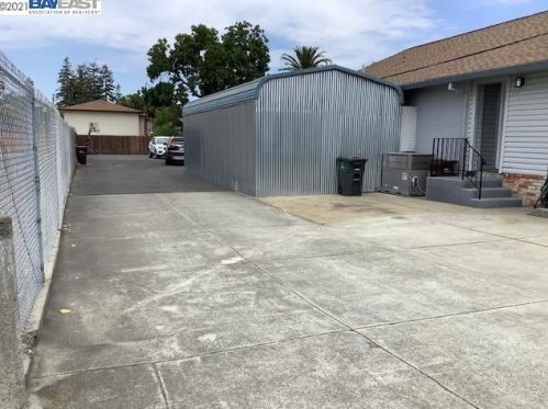 232 Valle Vista Ave, Hayward, CA 94544-5518