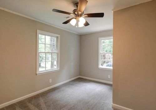 55 Baker Dr, Atlanta GA  30354-2017 exterior