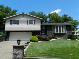 29 Willow Xing Rd, Greensburg PA  15601-9147 exterior