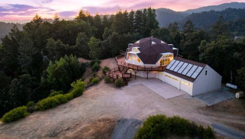 21864 Bear Creek Rd, Los Gatos, CA 95033-9438