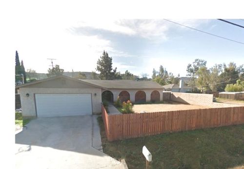 12237 Lemon Crest Dr, Lakeside, CA 92040-4123