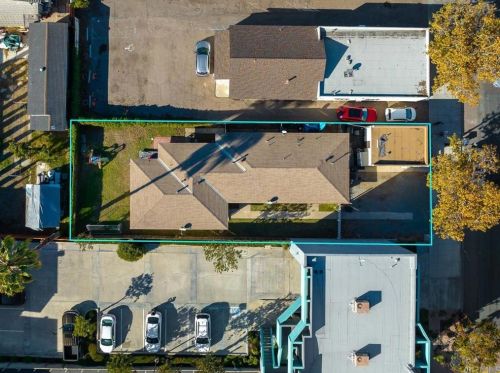 462 3rd Ave, Chula Vista CA  91910-4613 exterior