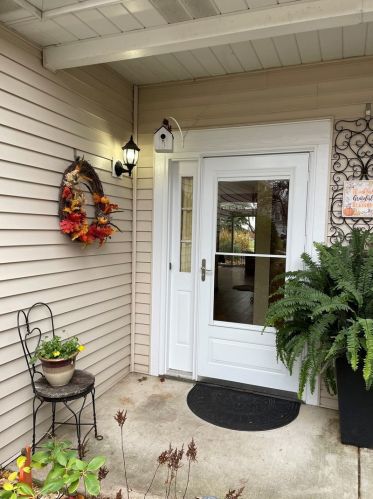 605 Oxford Ct, Oswego, IL 60543-7701