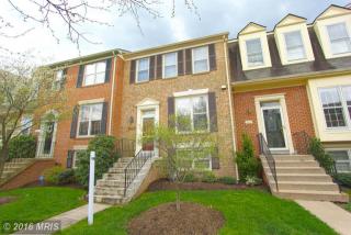 4253 Fox Lake Dr, Fairfax, VA 22033-2859
