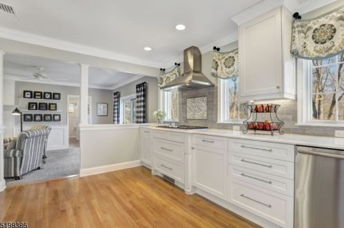 10 Sandy Ln, Dover NJ  07869-4732 exterior