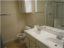 9611 Tall Meadow Ln, Houston TX  77088-6052 exterior