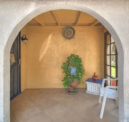 17953 Taylor Ave, Bloomington, CA 92316-1936