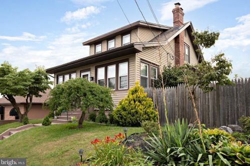 3240 48th St, Camden, NJ 08109-2108