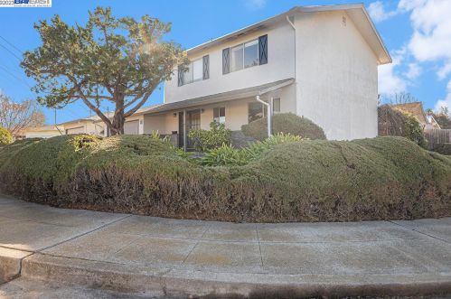 657 Lorren Way, Livermore, CA 94550-4032