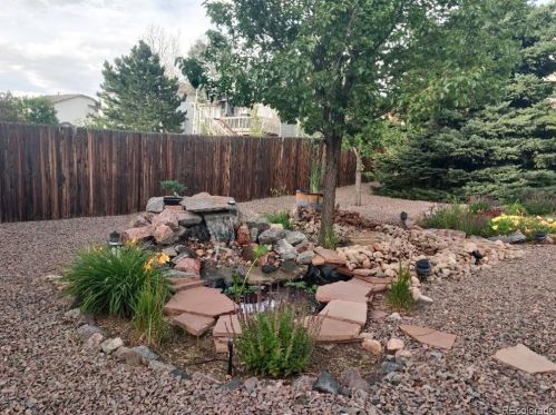 20695 Oxford Pl, Denver CO 80014-5137 exterior