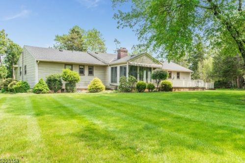 737 Wingate Dr, Bridgewater, NJ 08807-1608