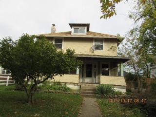 2534 Ridge Ave, Columbus, OH 43204-3722