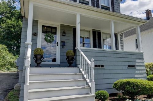 334 Ivy St, Wallingford, CT 06492-4538