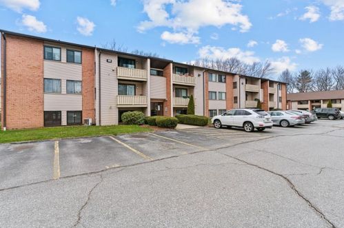 1143 Hartford Ave, Providence RI  02919-7126 exterior