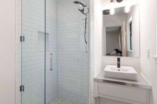 5407 Claymoor Dr, Austin TX  78723-4808 exterior