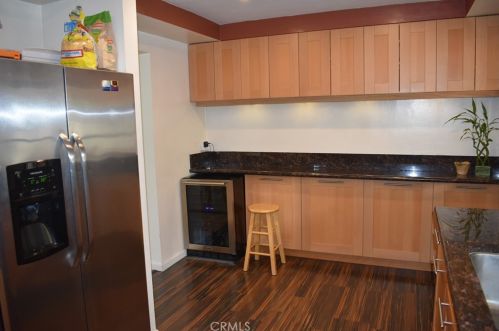 5092 Myrtle Ave, Riverside CA  92506-1423 exterior