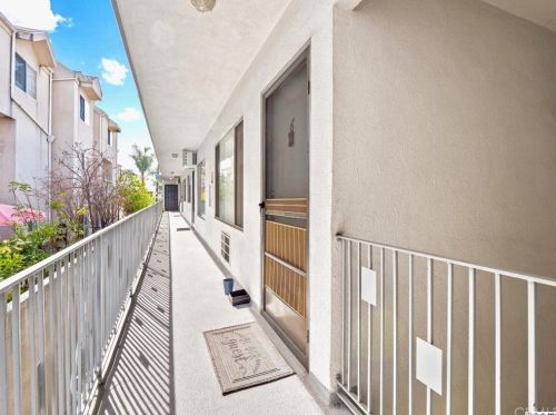 350 Wilson Ave, Glendale CA  91203-2516 exterior