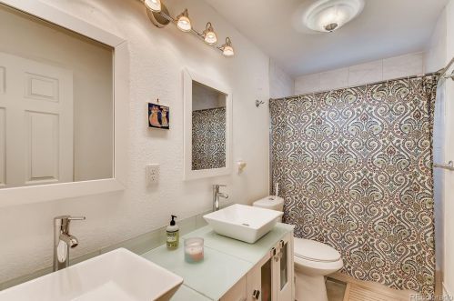 3071 Eudora St, Denver CO  80207-2664 exterior