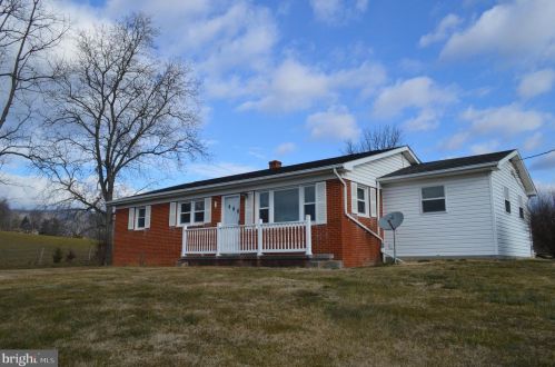 543 Harrisville Rd, Toms Brook, VA 22660-2311