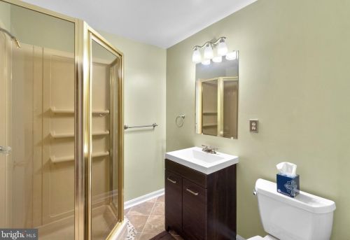 15025 Snowden Dr, Silver Spring MD 20905-5663 exterior