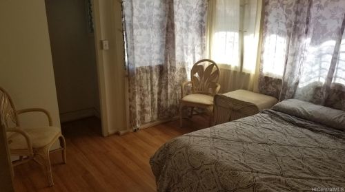 1712 Fern St, Honolulu, HI 96826-3666