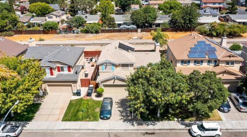 960 Traditions St, Tracy, CA 95376-1318