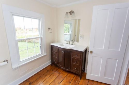 314 Westchester Rd, Colchester CT  06415-2426 exterior