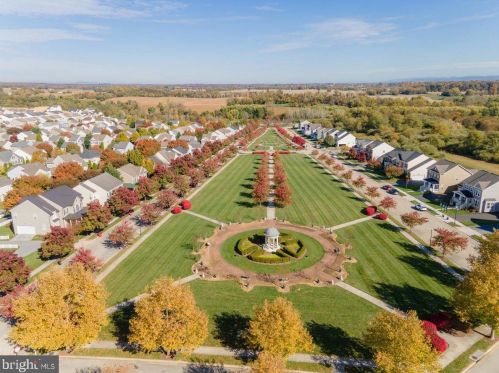 397 Prospect Hill Blvd, Charles Town WV  25414-5437 exterior