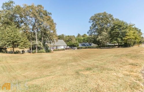 115 River West Rd, Bonaire, GA 31005-3524