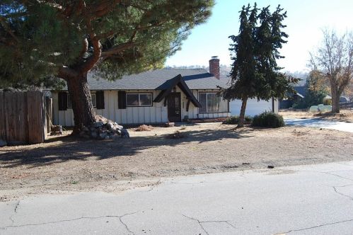 27980 Ack Ack Ct, Tehachapi, CA 93561-5500
