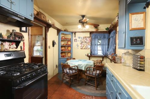 1512 Glenwood Rd, Glendale CA  91201-1838 exterior